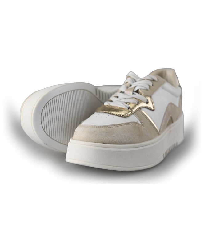 Supercracks Sneakers