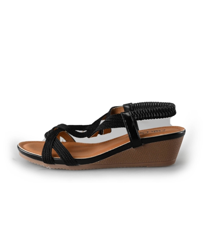 Ella Cruz Sleehakken