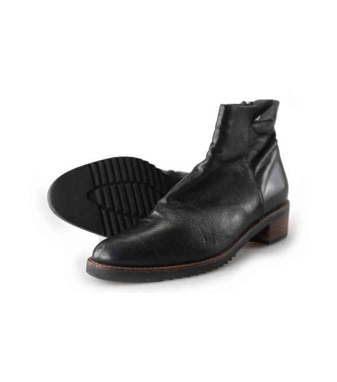 Everybody Enkellaarzen