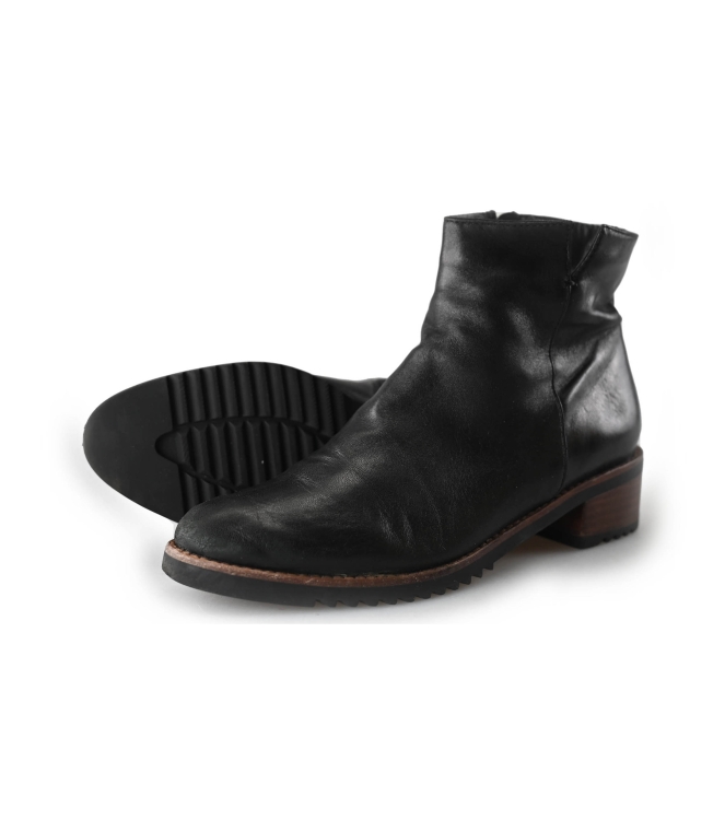 Everybody Enkellaarzen