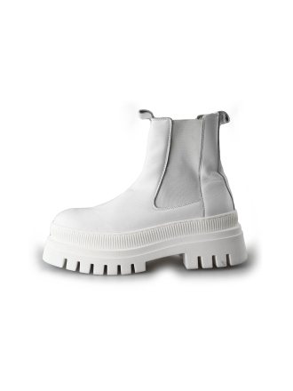 Tamaris Chelsea boots