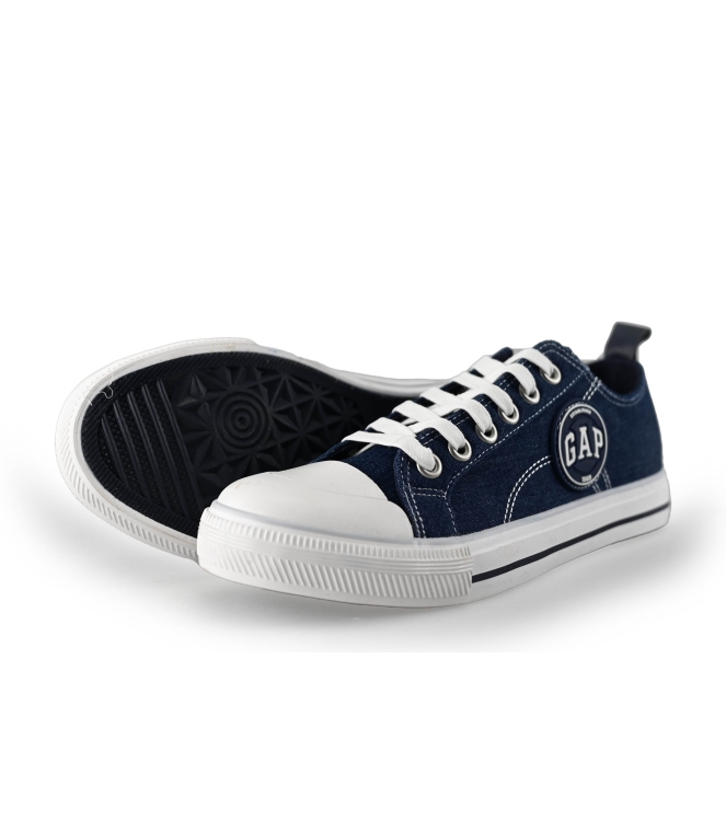 GAP Sneakers