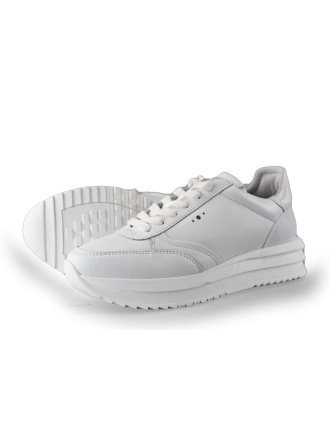 AQA Sneakers