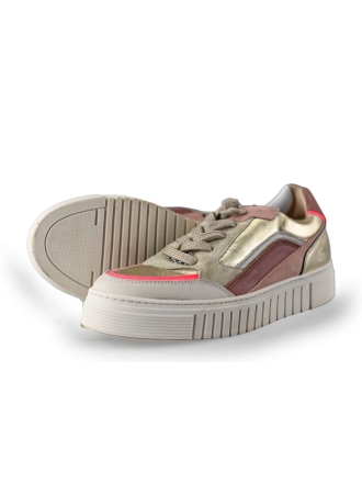 AQA Sneakers