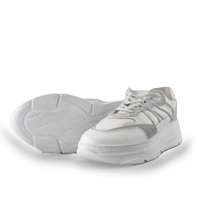 Omoda Sneakers