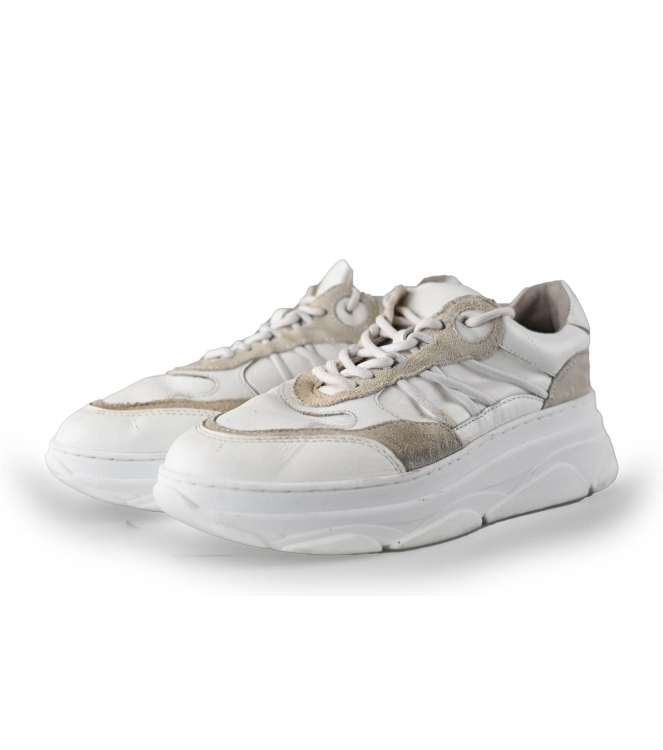 Omoda Sneakers