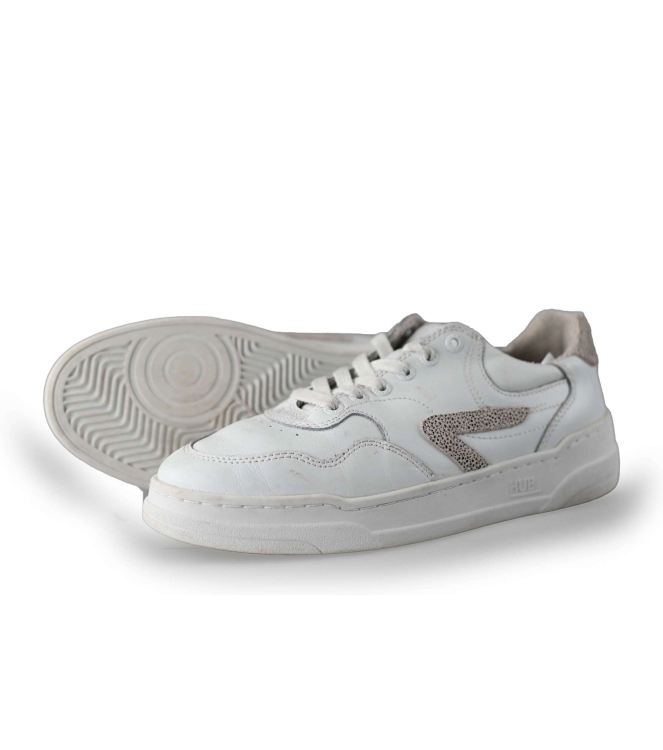 Hub Sneakers