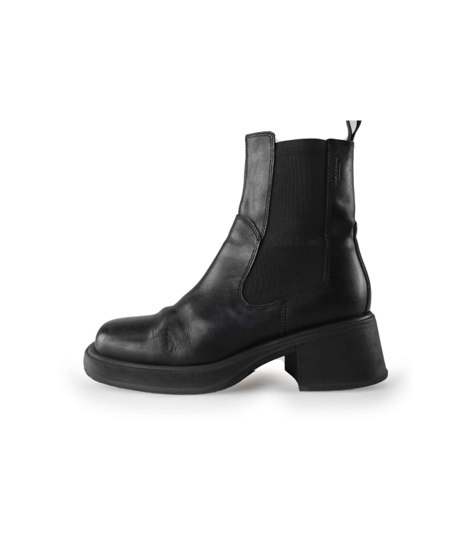 Vagabond Chelsea boots