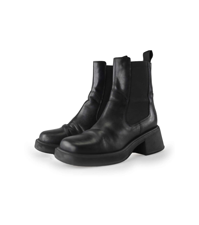 Vagabond Chelsea boots