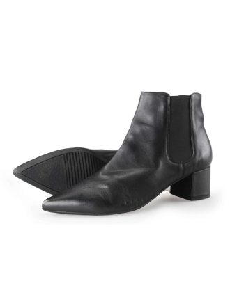 Omoda Chelsea boots