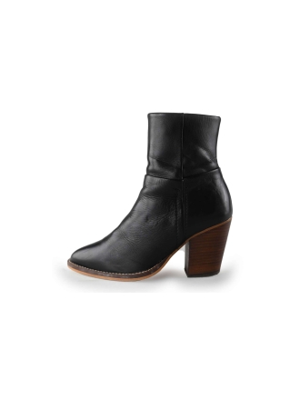 Lina Locchi Enkellaarzen