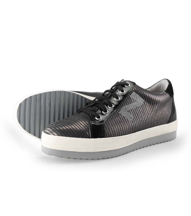 Nathan Baume Sneakers