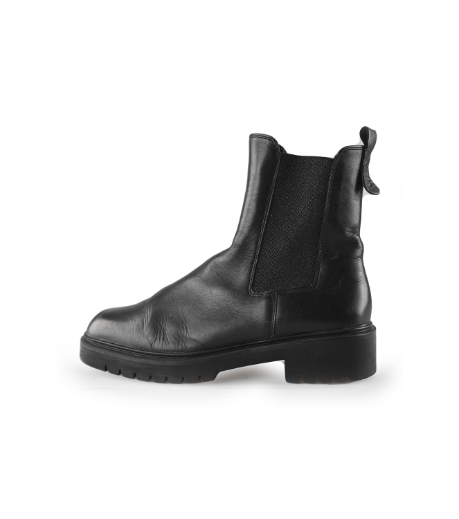 Tamaris Chelsea boots