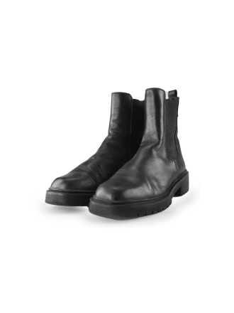 Tamaris Chelsea boots