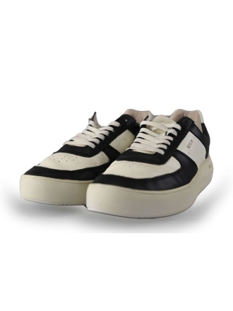 Blackstone Sneakers