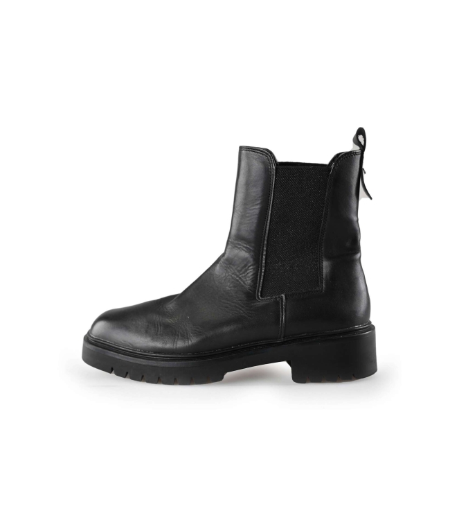 Tamaris Chelsea boots