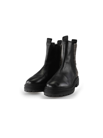 Maruti Chelsea boots