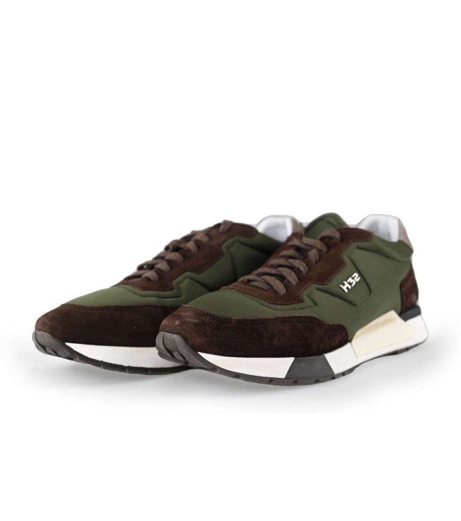 H32 Sneakers