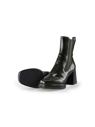 Tamaris Chelsea boots