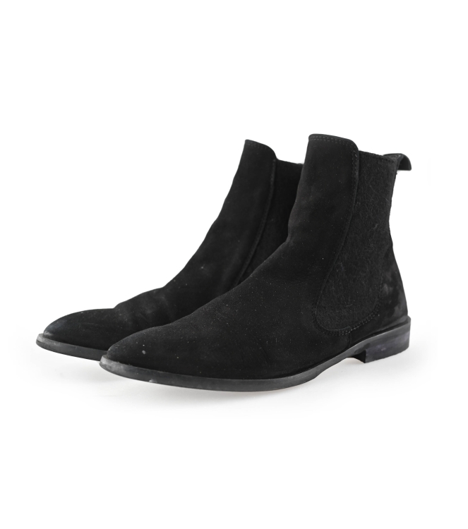 Stefano Lauran Chelsea boots