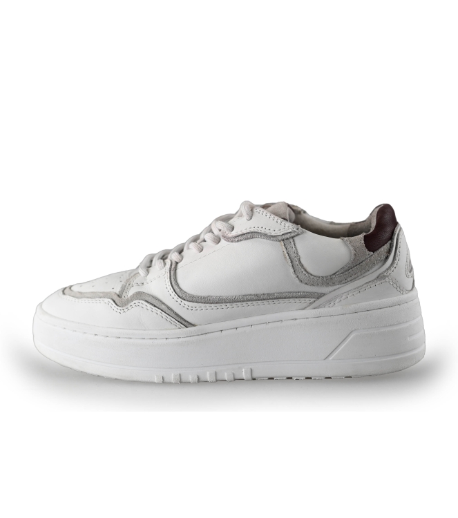 Omoda Sneakers