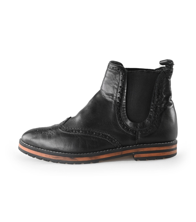 Butterfly Chelsea boots