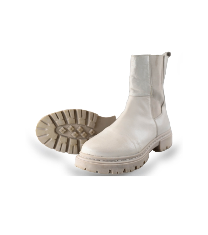 Nelson Chelsea boots