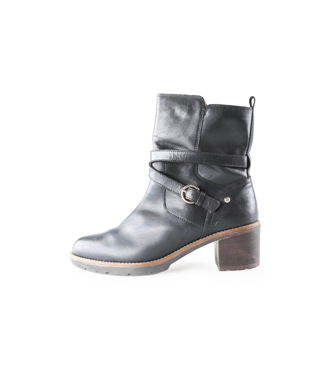 Pikolinos Enkellaarzen