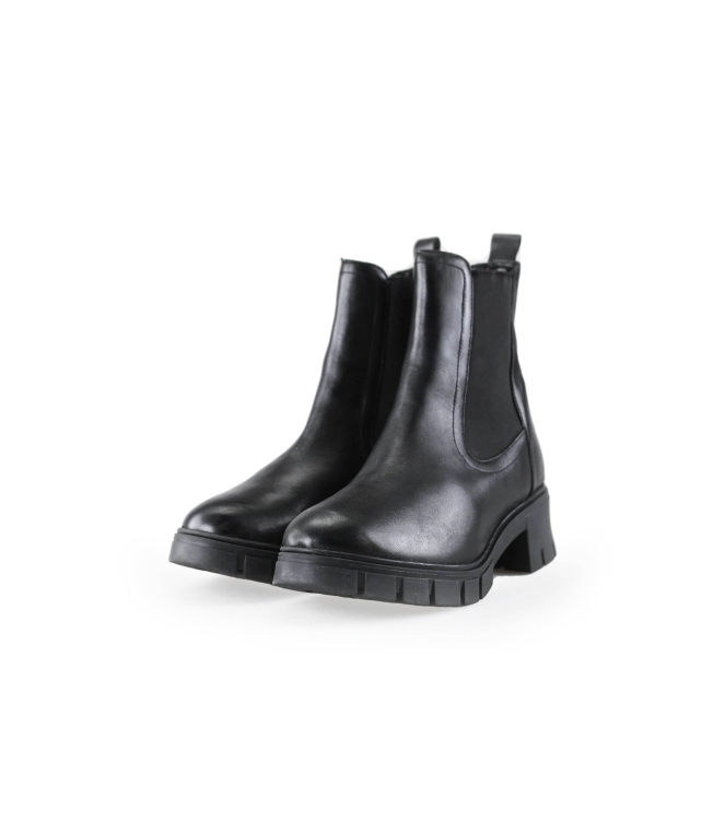Nelson Chelsea boots