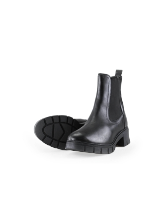 Nelson Chelsea boots