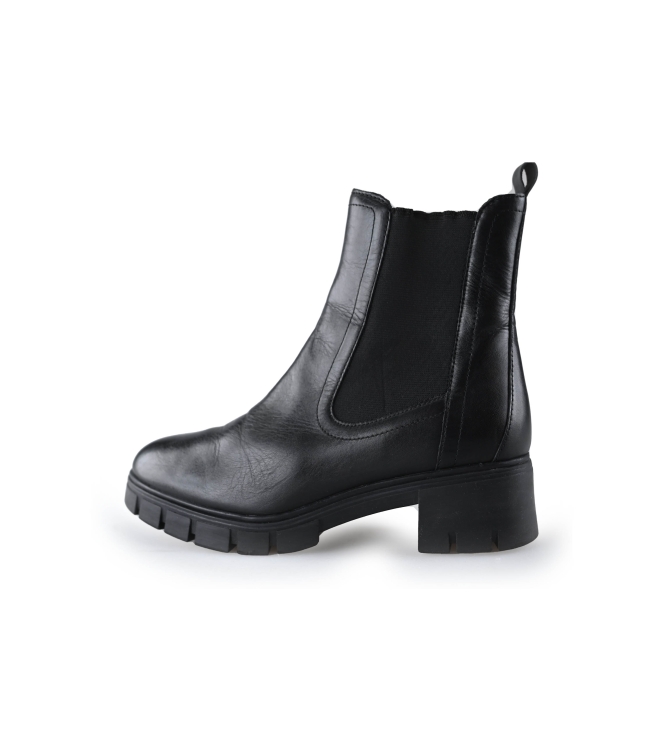 Nelson Chelsea boots