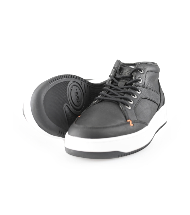 Hub Sneakers