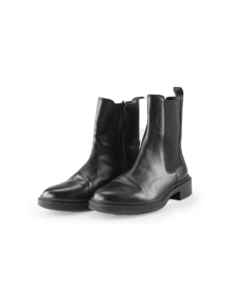 Nelson Chelsea boots