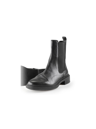 Nelson Chelsea boots