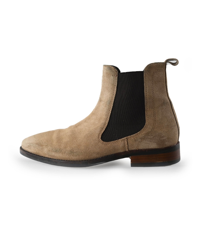 Recall Chelsea boots