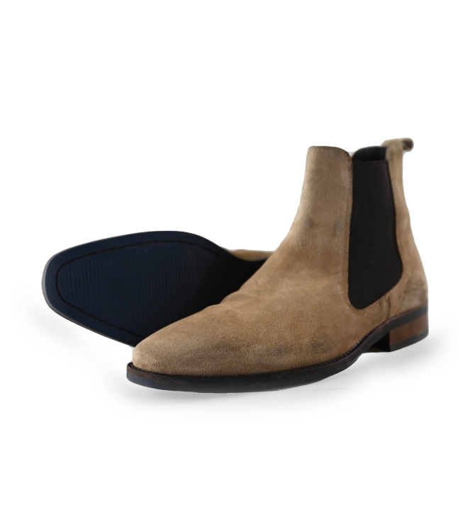 Recall Chelsea boots