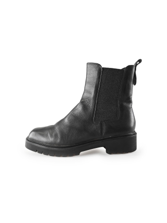 Tamaris Chelsea boots