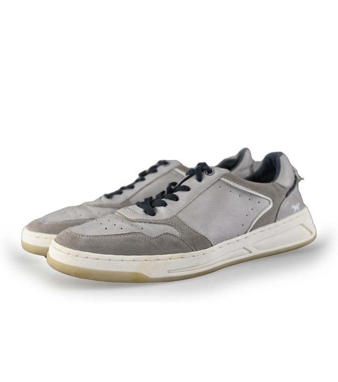 Mustang Sneakers