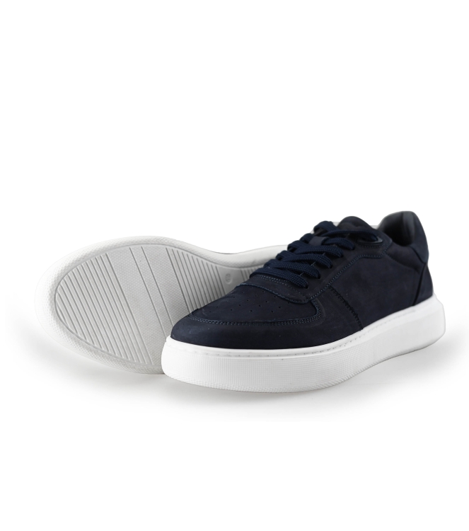 Manfield Sneakers