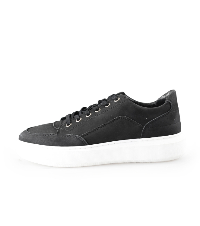 Manfield Sneakers
