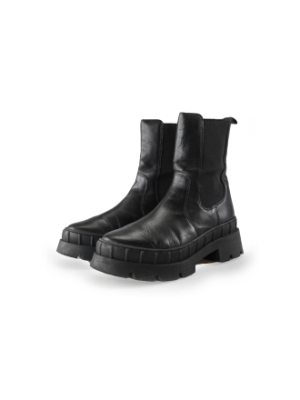 Nelson Chelsea boots