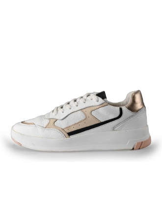 Omoda Sneakers