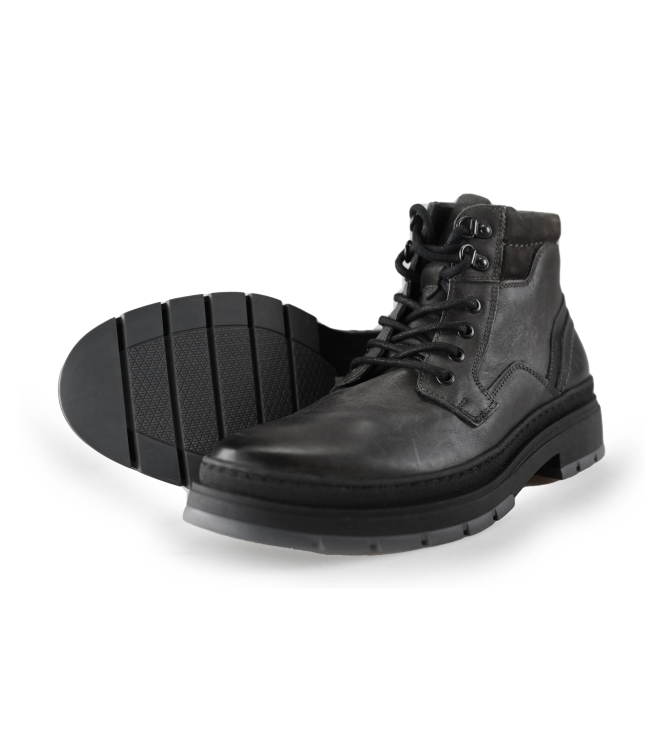 Outfielder Veterboots