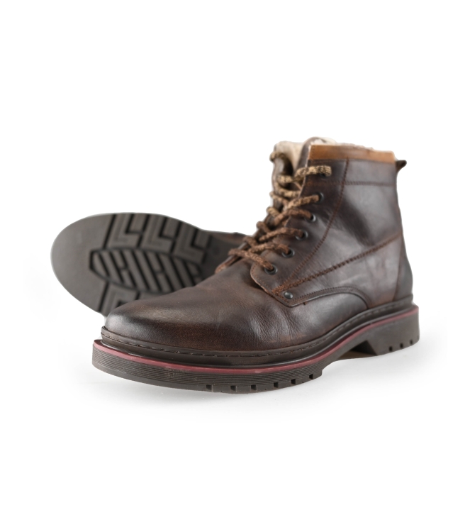 Outfielder Veterboots