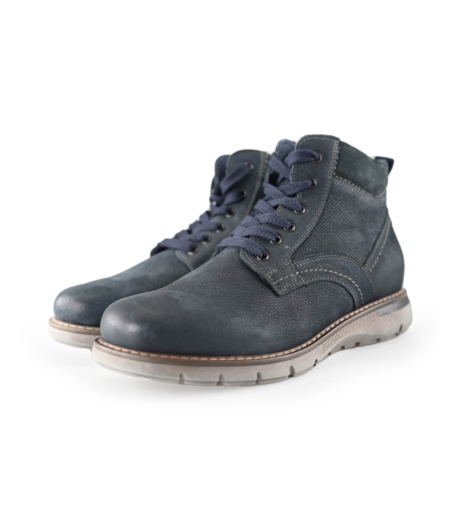 Outfielder Veterboots