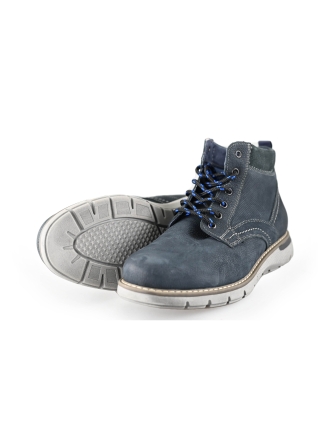 Outfielder Veterboots