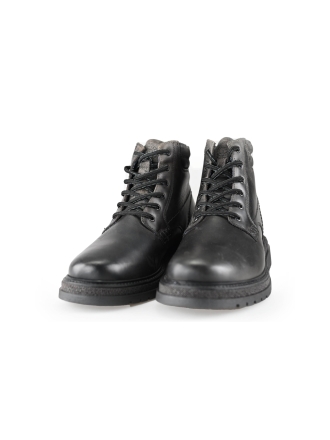 Outfielder Veterboots