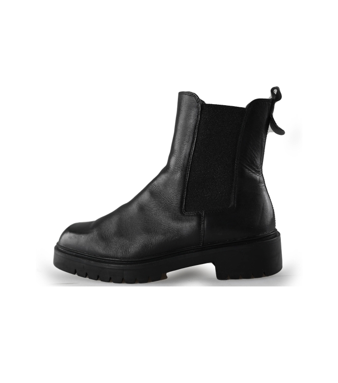 Tamaris Chelsea boots