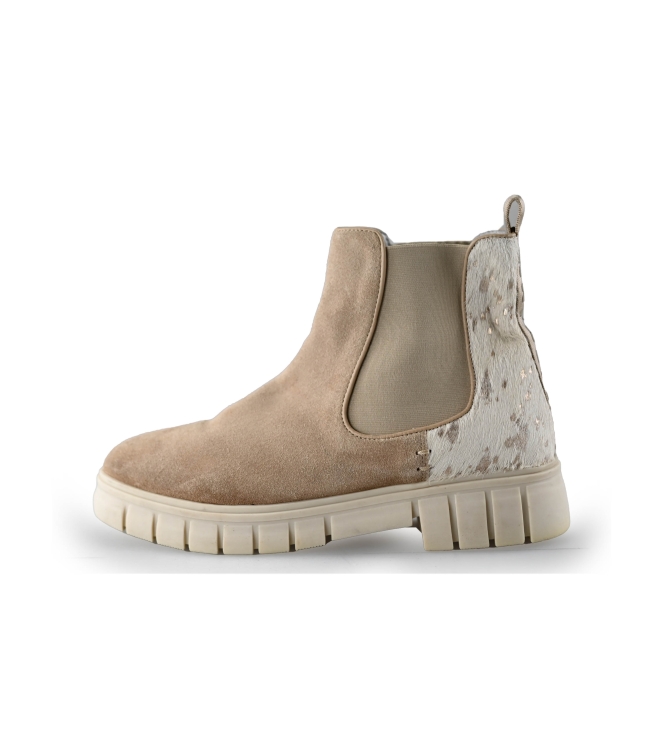 Maruti Chelsea boots