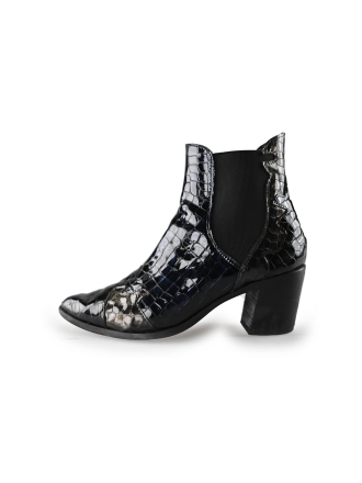 Stefano Lauran Chelsea boots